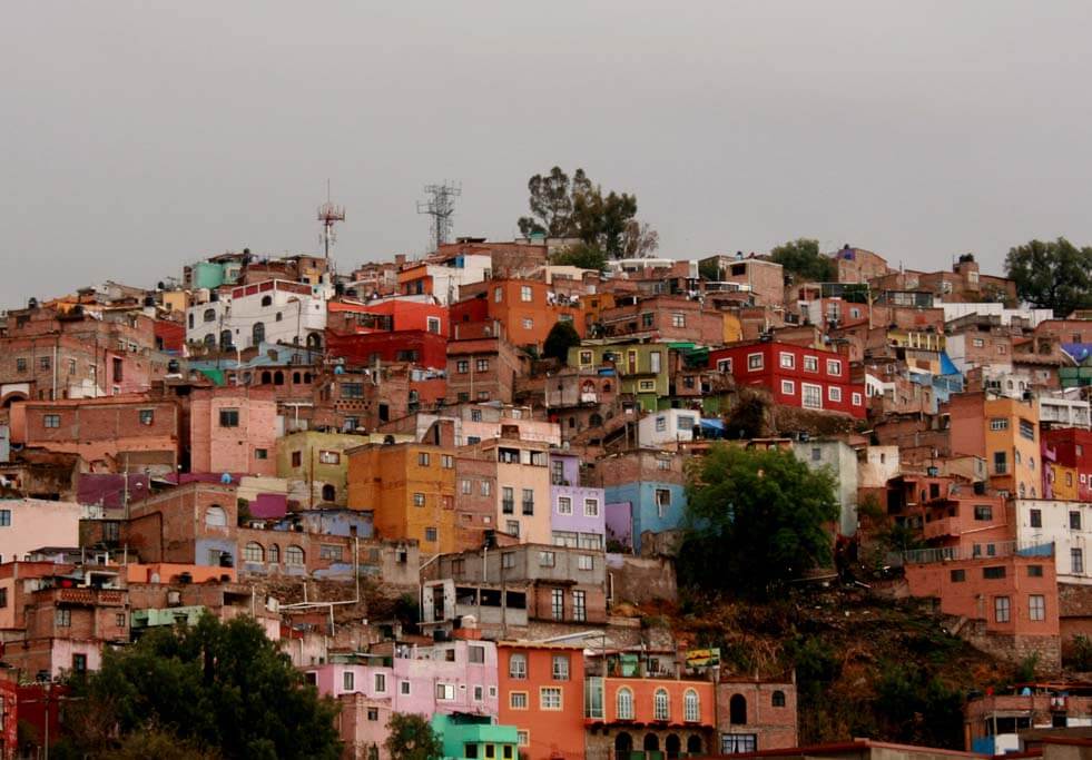 Trudno oderwać wzrok od nieprawdopodobnie kolorowych, malowniczo wznoszących się na wzgórzach zabudowań Guanajuato
